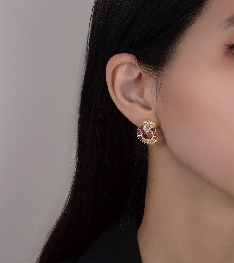ELORA CHAINED HOOP